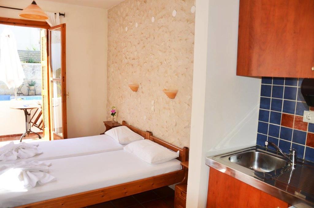 Potoula Apts Kato Daratso Ngoại thất bức ảnh